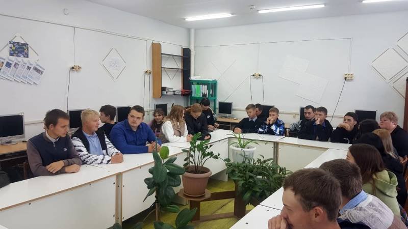 В Октябрьском районе сотрудники полиции провели встречу со студентами